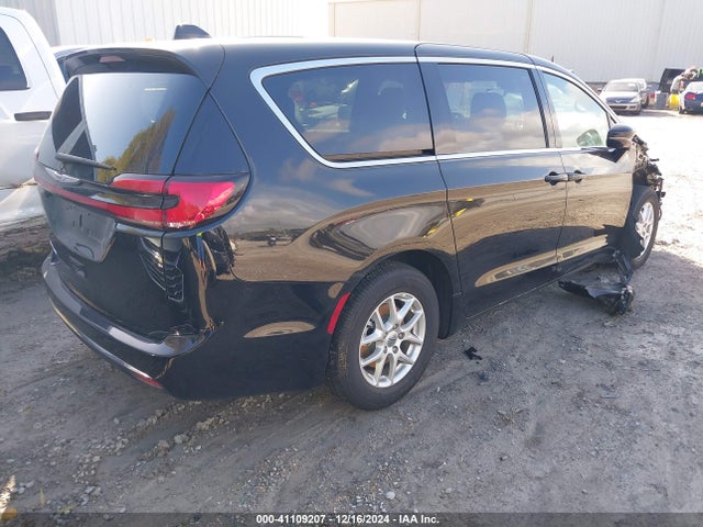 Chrysler Pacifica Select 2025 2C4RC1BG9SR507194 Image 4