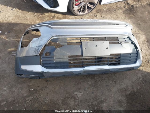 KNDCP3LE1P5087261 KIA NIRO LX