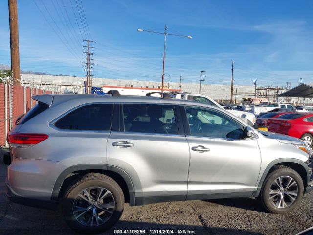 5TDZZRFH2KS301447 Toyota Highlander Le Plus