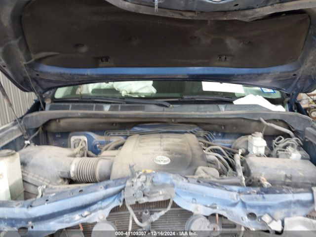 5TFEY5F18EX158063 Toyota Tundra Sr5 5.7l V8