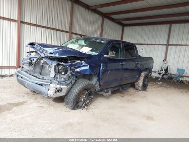 5TFEY5F18EX158063 Toyota Tundra Sr5 5.7l V8