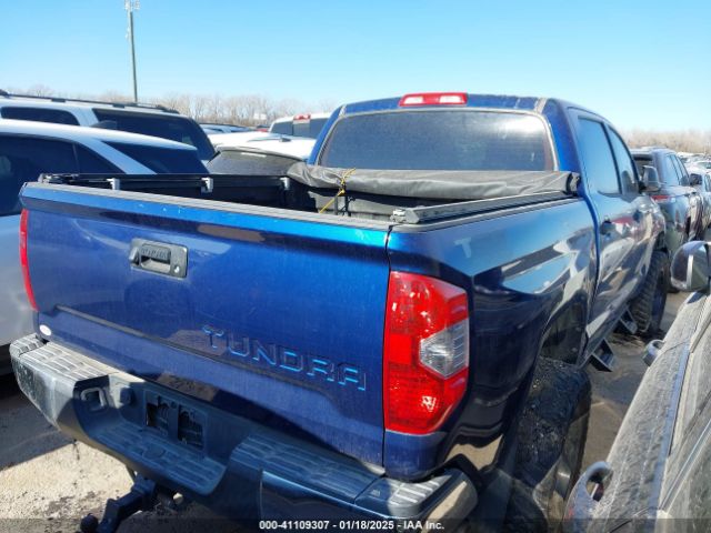 5TFEY5F18EX158063 Toyota Tundra Sr5 5.7l V8