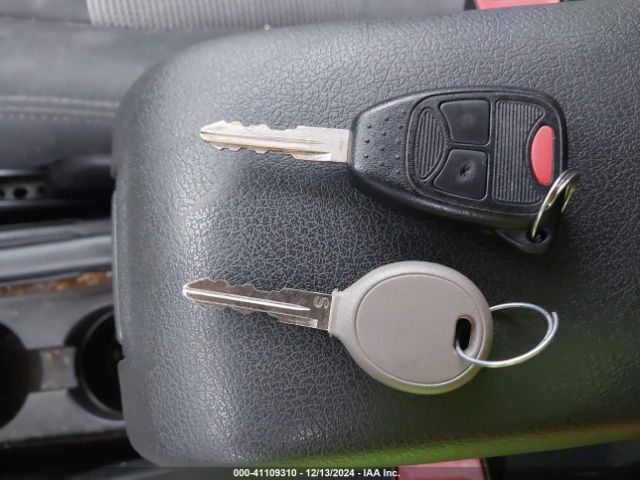 1C4NJPBA8FD177933 Jeep Patriot Sport