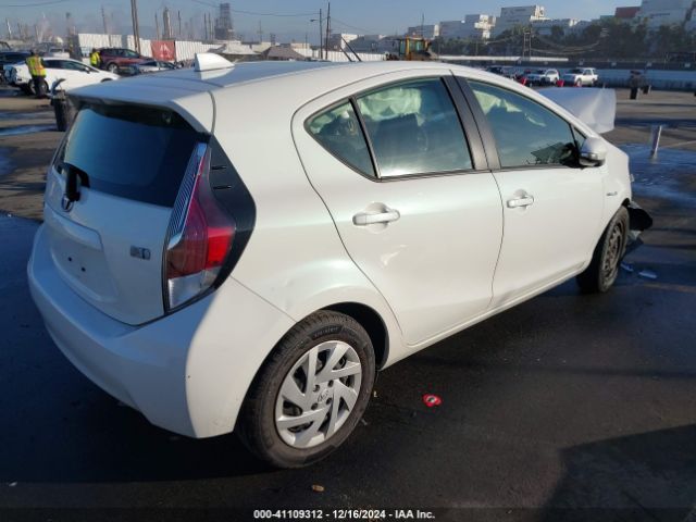 JTDKDTB36F1114478 Toyota Prius C Two