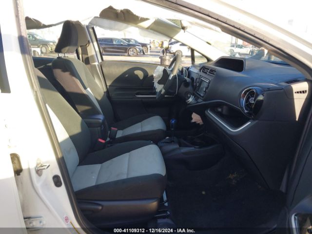 JTDKDTB36F1114478 Toyota Prius C Two