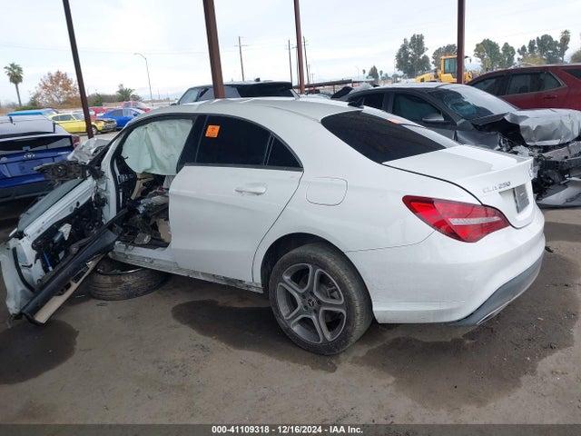 Mercedes-Benz CLA 250 2019 WDDSJ4EB1KN718062 Image 14