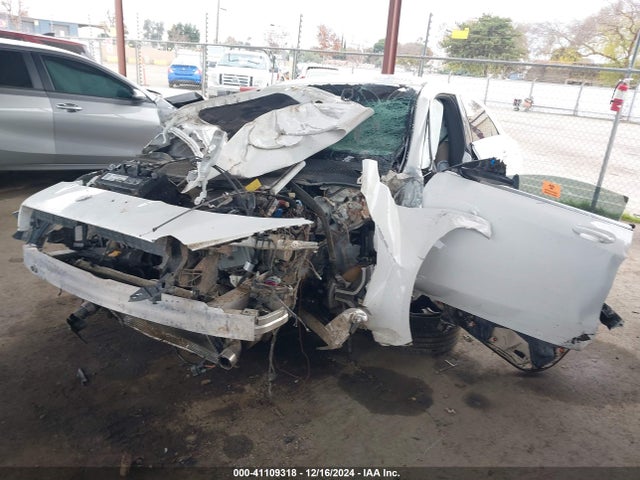 Mercedes-Benz CLA 250 2019 WDDSJ4EB1KN718062 Image 2