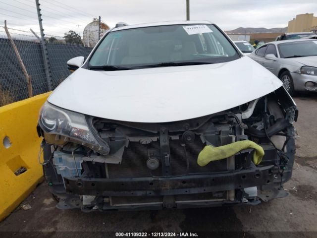 2T3RFREV4FW257665 Toyota Rav4 Xle