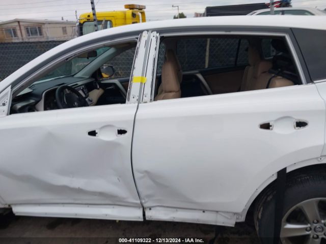 2T3RFREV4FW257665 Toyota Rav4 Xle