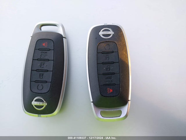 JN8BT3CAXPW408202 Nissan Rogue Sl Fwd