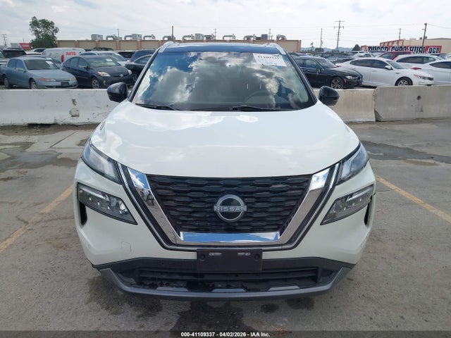 JN8BT3CAXPW408202 Nissan Rogue Sl Fwd