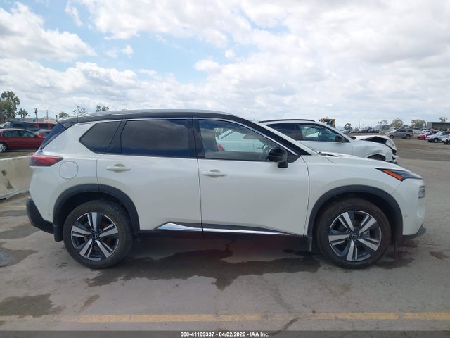 JN8BT3CAXPW408202 Nissan Rogue Sl Fwd
