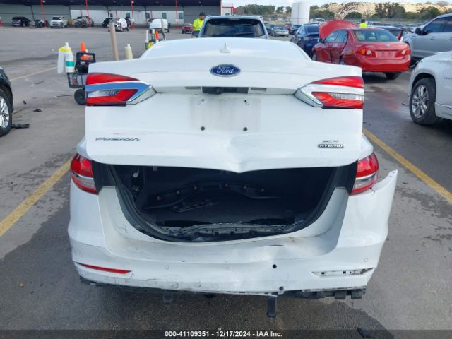 3FA6P0LU1LR237546 Ford Fusion Hybrid Se