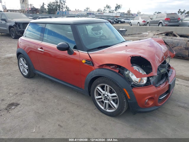 2013 MINI HARDTOP WMWSU3C56DT681868 Photo 0
