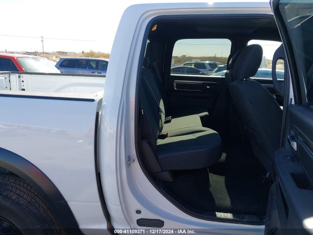 1C6RR7LG0RS148723 RAM 1500 Classic Warlock  4x4 5'7 Box