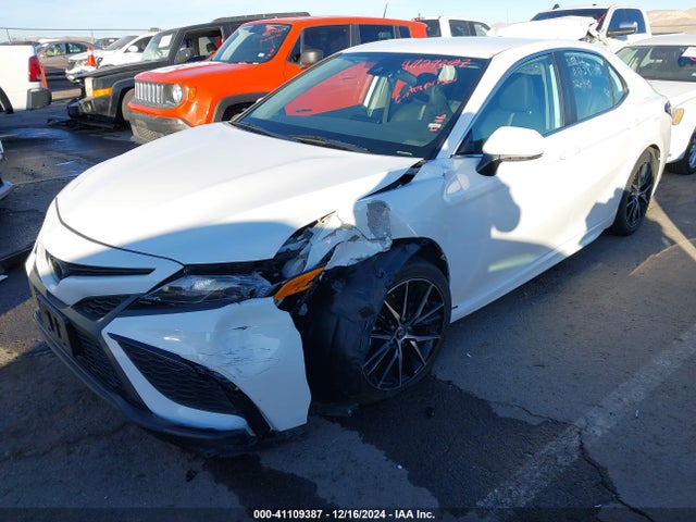 Toyota CAMRY SE 2024 4T1G11AK7RU850582 Image 2
