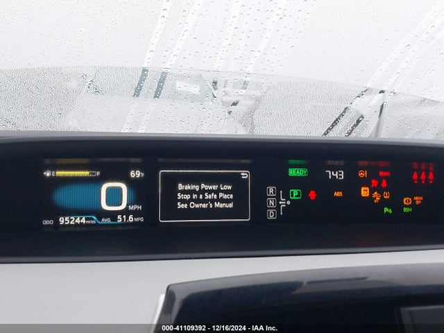 Toyota Prius Two 2018 JTDKBRFU3J3059397 Image 7