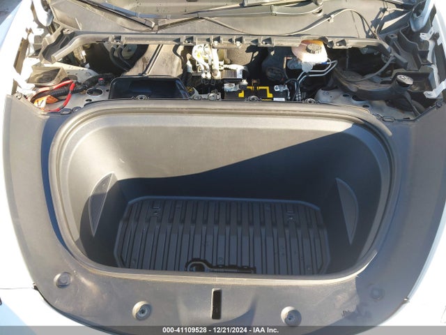 2021 TESLA MODEL Y 5YJYGDEE4MF259589 Photo 9