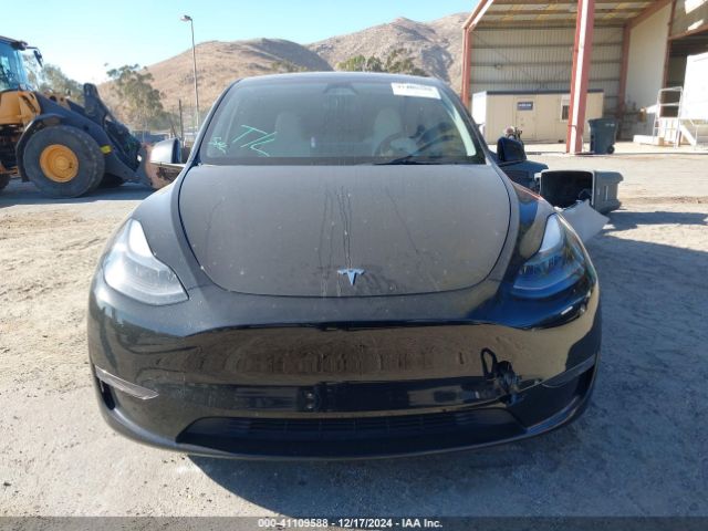7SAYGDEF4PF880220 Tesla Model Y Performance Dual Motor All-wheel Drive
