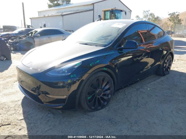 7SAYGDEF4PF880220 Tesla Model Y Performance Dual Motor All-wheel Drive