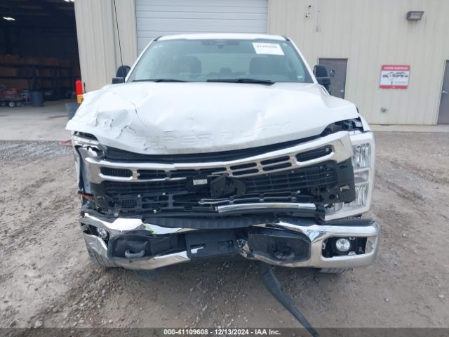 1FT7W2BN2REC81588 Ford F-250 Xlt