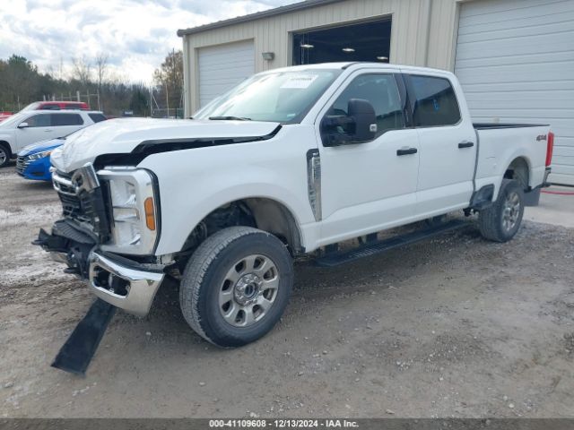 1FT7W2BN2REC81588 Ford F-250 Xlt