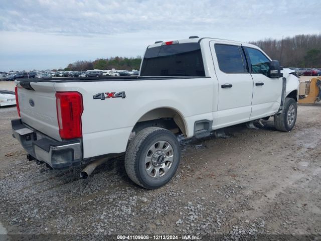 1FT7W2BN2REC81588 Ford F-250 Xlt