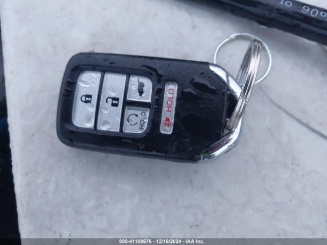 2HKRW2H75NH622140 Honda Cr-v Awd Special Edition
