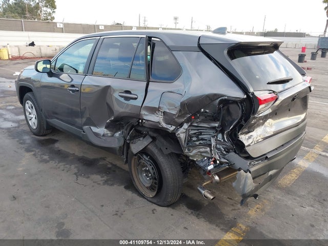 Toyota RAV4 LE 2023 2T3H1RFV9PW297752 Image 3