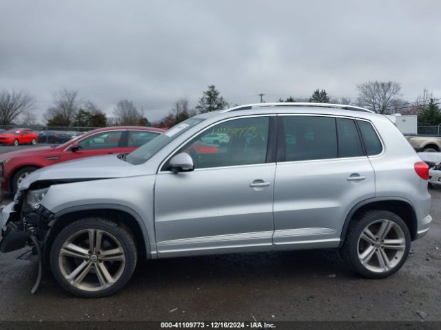 WVGAV7AX5GW025022 Volkswagen Tiguan R-line