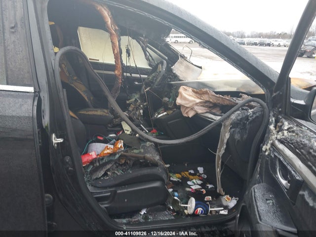2HKRW6H30JH218502 Honda CR-V LX