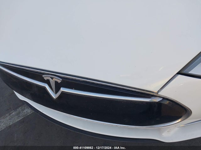 2013 TESLA MODEL S 5YJSA1DN5DFP27711 Photo 9