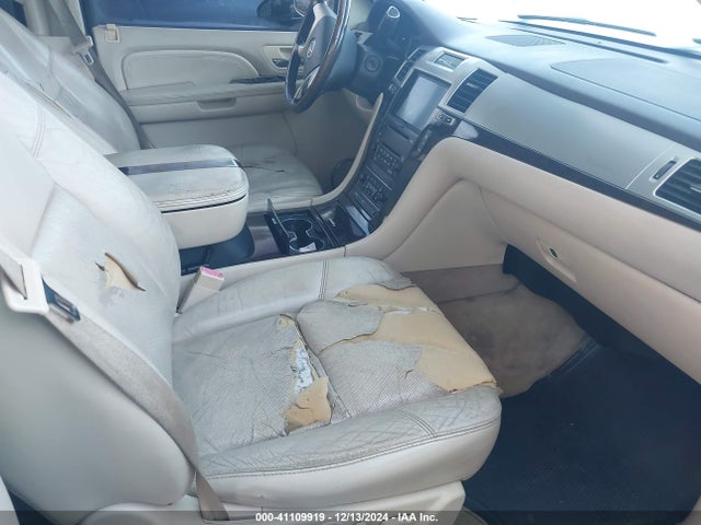 2007 CADILLAC ESCALADE 1GYFK638X7R143837 Photo 4