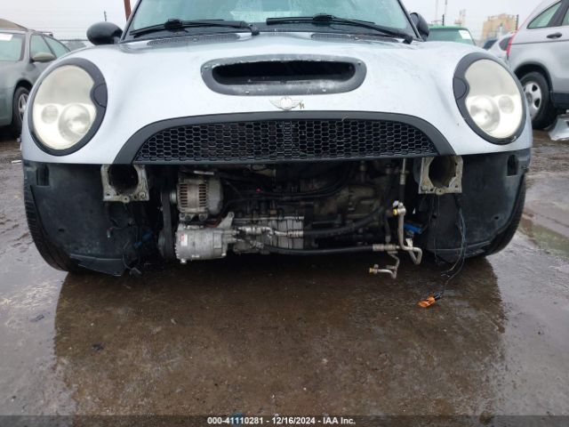 2004 MINI COOPER S WMWRE33414TD82293 Photo 5