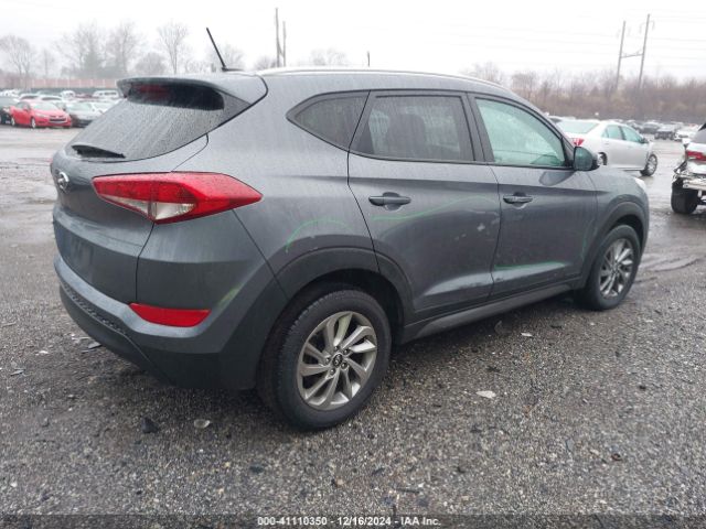 KM8J33A43GU101059 Hyundai TUCSON SE