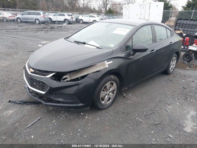 Chevrolet Cruze Ls Auto 2017 1G1BC5SM0H7281452 Image 2
