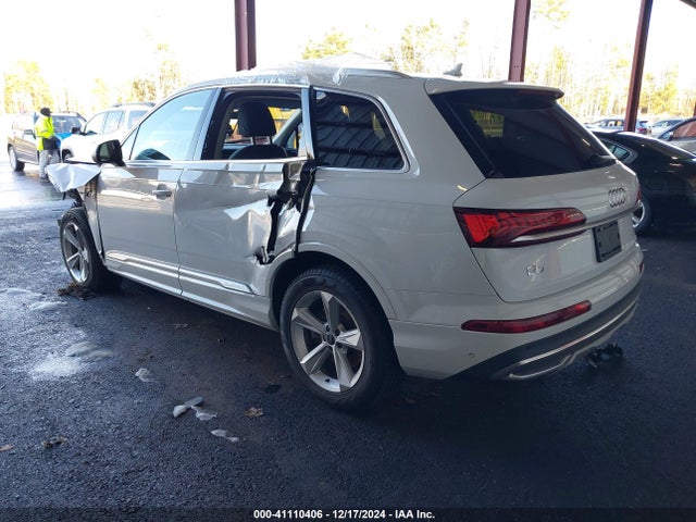 2021 AUDI Q7 WA1AJAF76MD020578 Photo 2