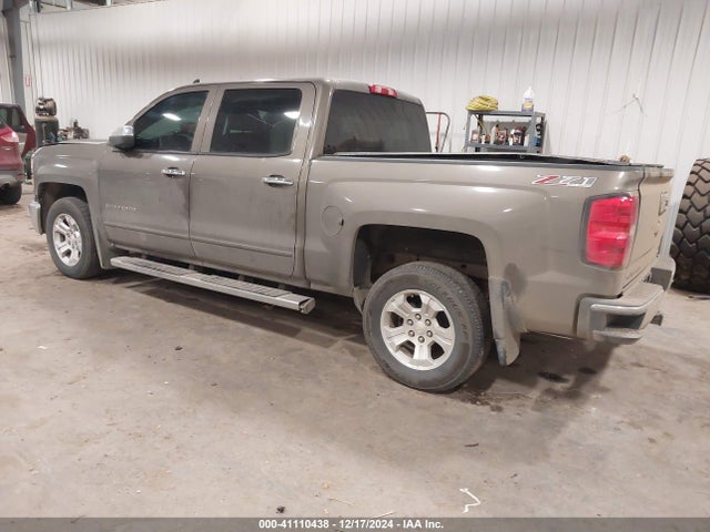 3GCUKRECXFG323379 Chevrolet Silverado 1500 2lt