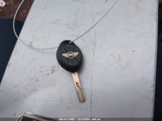 2007 MINI COOPER S WMWRH33567TL94585 Photo 10