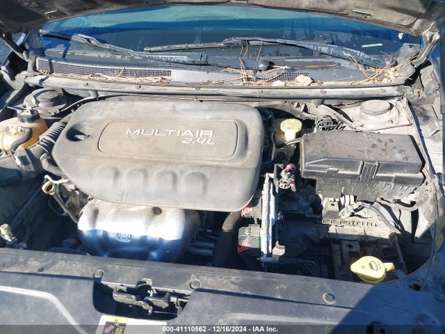 Chrysler 200 Limited 2015 1C3CCCABXFN654025 Image 10