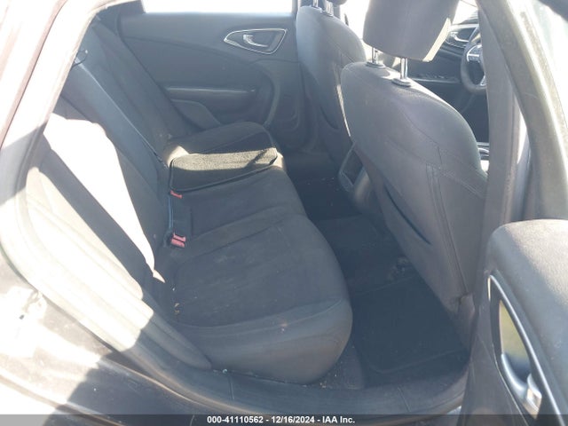 Chrysler 200 Limited 2015 1C3CCCABXFN654025 Image 8