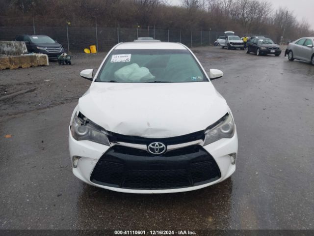 4T1BF1FK8HU691588 Toyota CAMRY SE