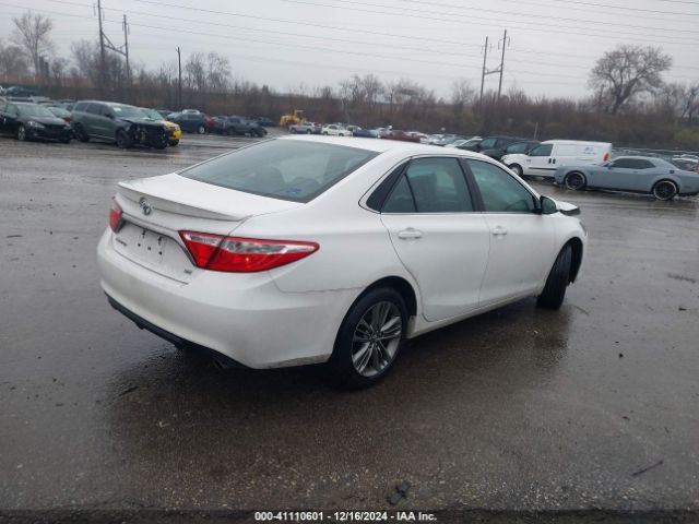 4T1BF1FK8HU691588 Toyota CAMRY SE