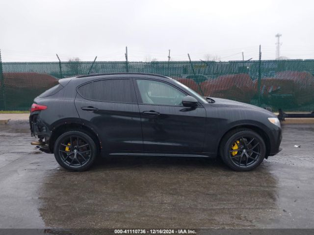 ZASPAKBNXL7C96812 Alfa Romeo Stelvio Ti Awd