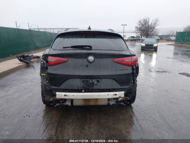 ZASPAKBNXL7C96812 Alfa Romeo Stelvio Ti Awd