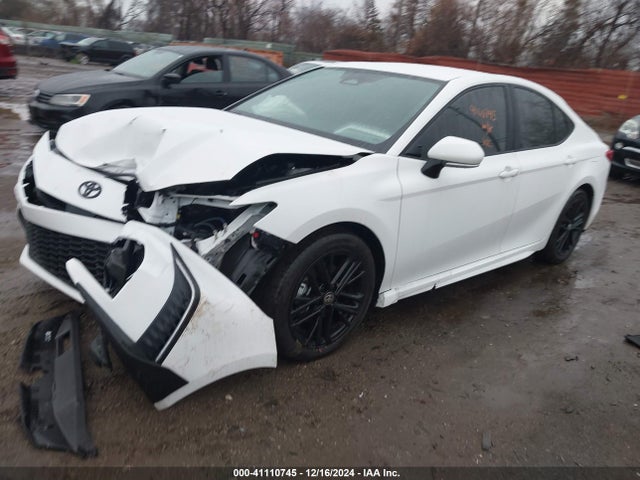 Toyota CAMRY SE 2025 4T1DAACK9SU543078 Image 2
