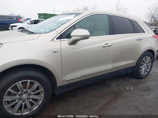 2017 CADILLAC XT5 1GYKNDRS8HZ169500 Photo 1