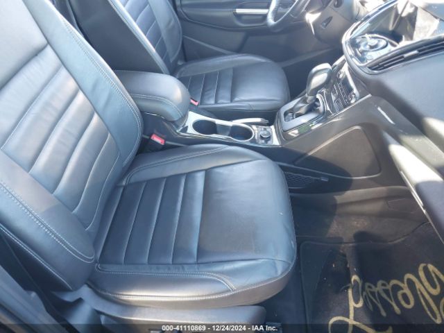 1FMCU0J90GUC62887 Ford Escape Titanium