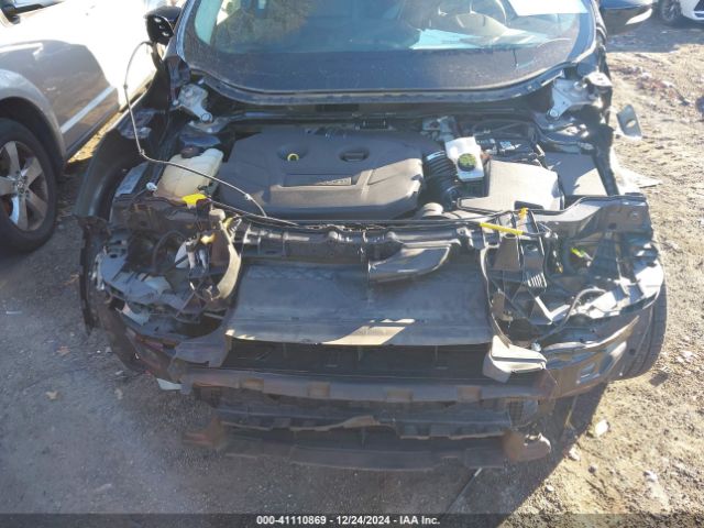 1FMCU0J90GUC62887 Ford Escape Titanium
