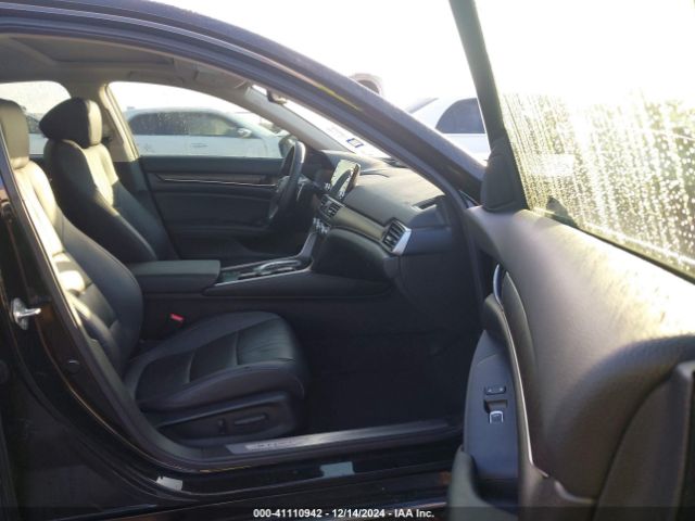 1HGCV2F92KA011340 Honda Accord Touring 2.0t